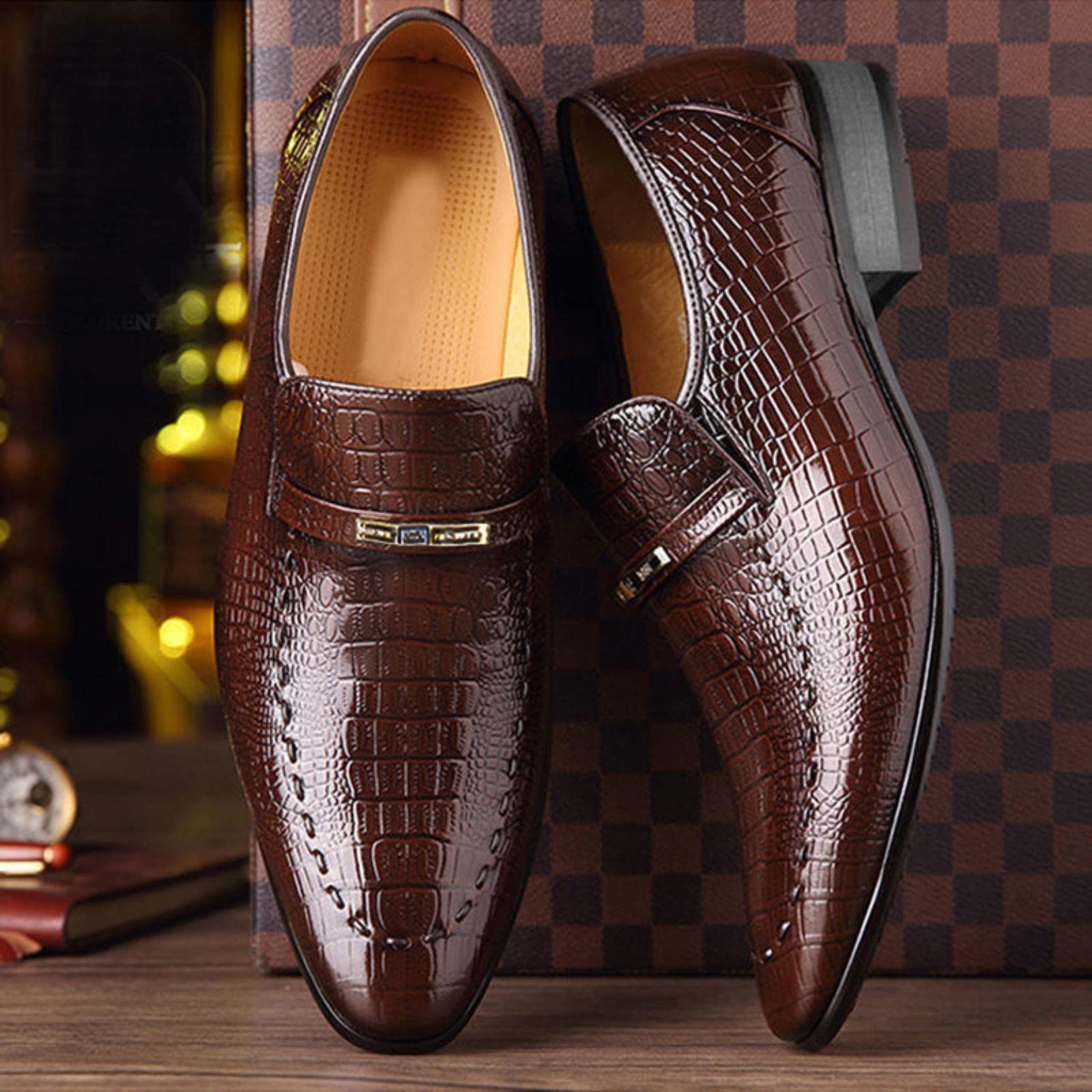 Casual Shoes Classic Low-Cut Embossed Leather Shoes Comfortable Business Dress Shoes Man Loafers Plus Size 48 shose