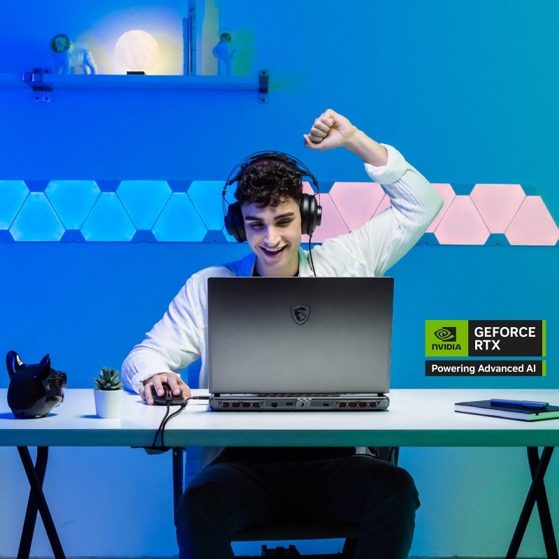 MSI Vector 16 HX AI A2XWIG, Gaming Laptop, 16"QHD+ 240Hz, Intel Ultra 9 275HX, 32GB RAM, 1TB SSD, NVIDIA GeForce RTX 5080 Laptop GPU, GDDR7 16GB, Win11, Gray‎MSI