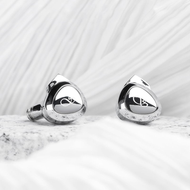 Shanling SONO Wired Earphone Triple - Driver Hybrid Earphones Affordable Hi - Fi Sound Two Dynamic Drivers Coaxial Design with Interchangeable Cable Sivler Affortable set for travellingVisit the Shanling Store