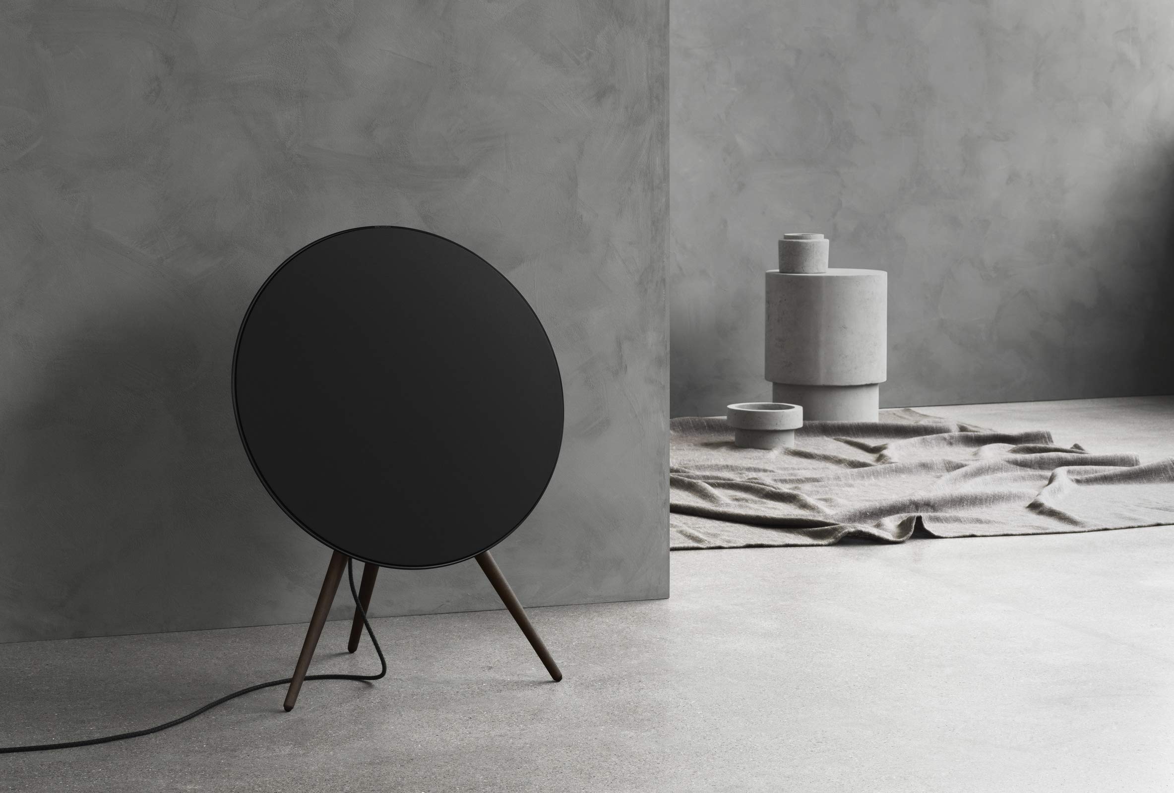 Bang & Olufsen 1200401 Bang & Olufsen Beoplay A9 4th Generation Speaker – Iconic Wireless Speaker - Black